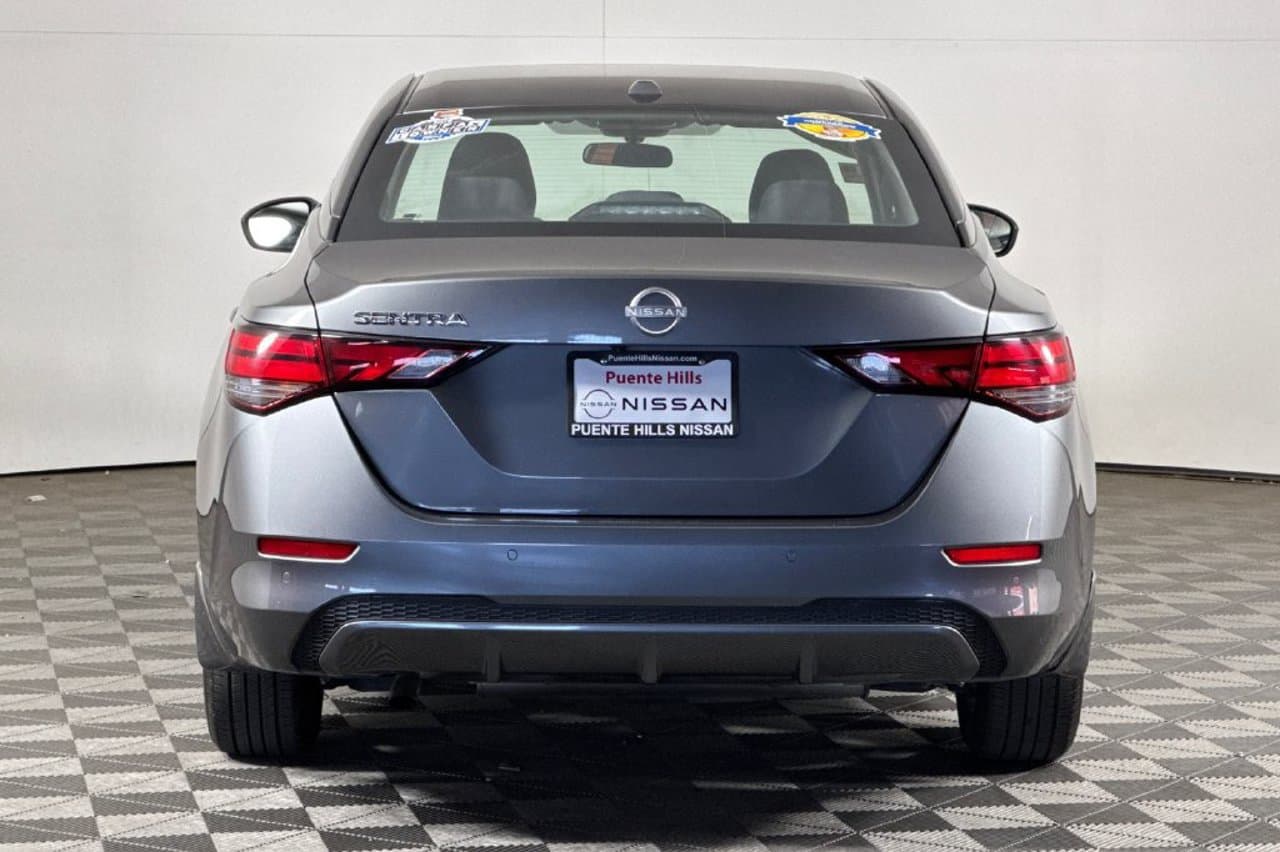 2025 Nissan Sentra SV 26