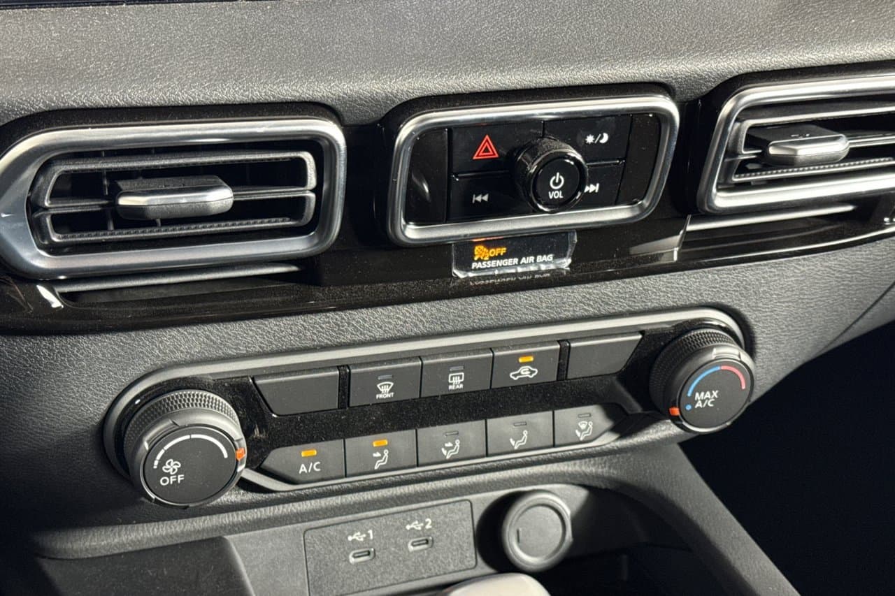 2027 Nissan Sentra S 16