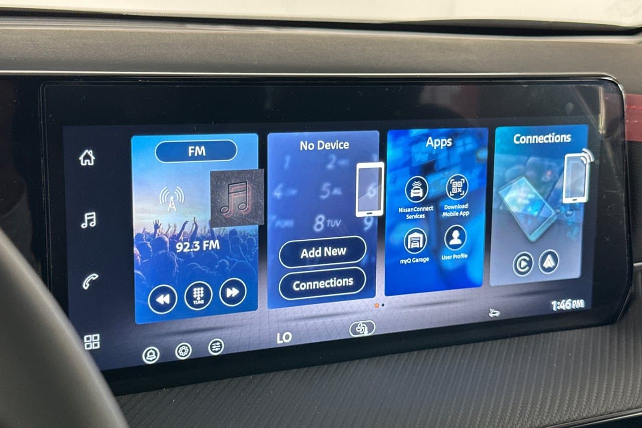 2026 Nissan Kicks SR 31