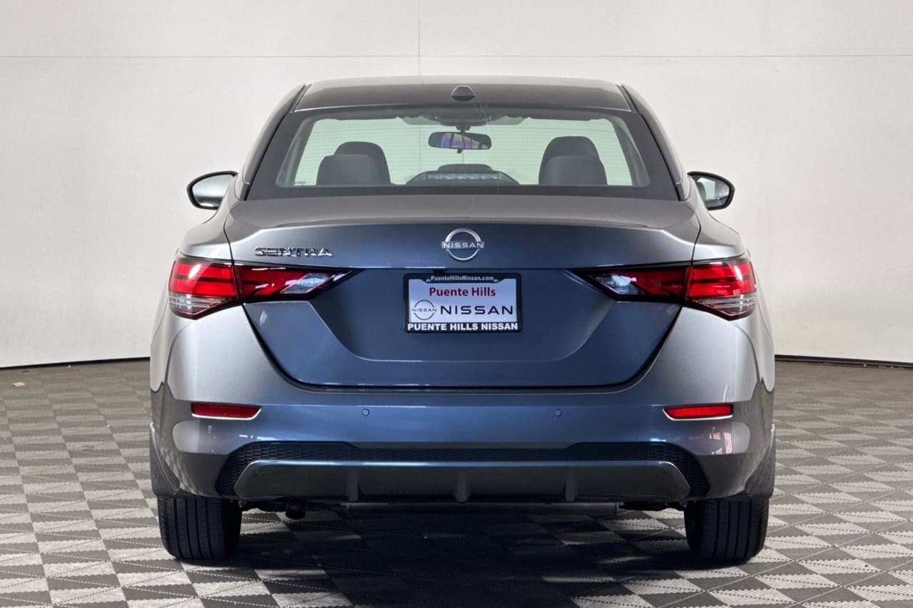 2025 Nissan Sentra SV 4