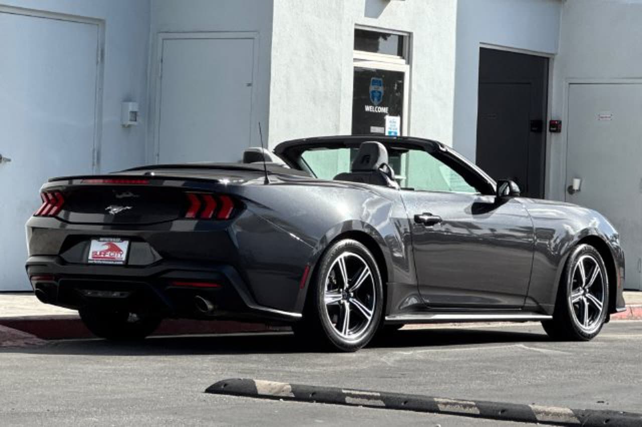2024 Ford Mustang EcoBoost Premium 4