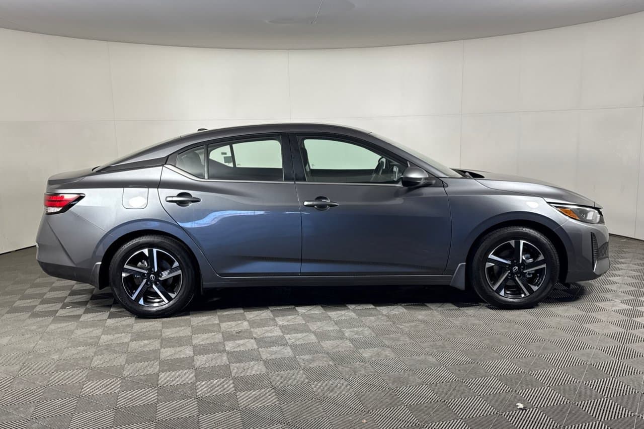 2025 Nissan Sentra SV 2