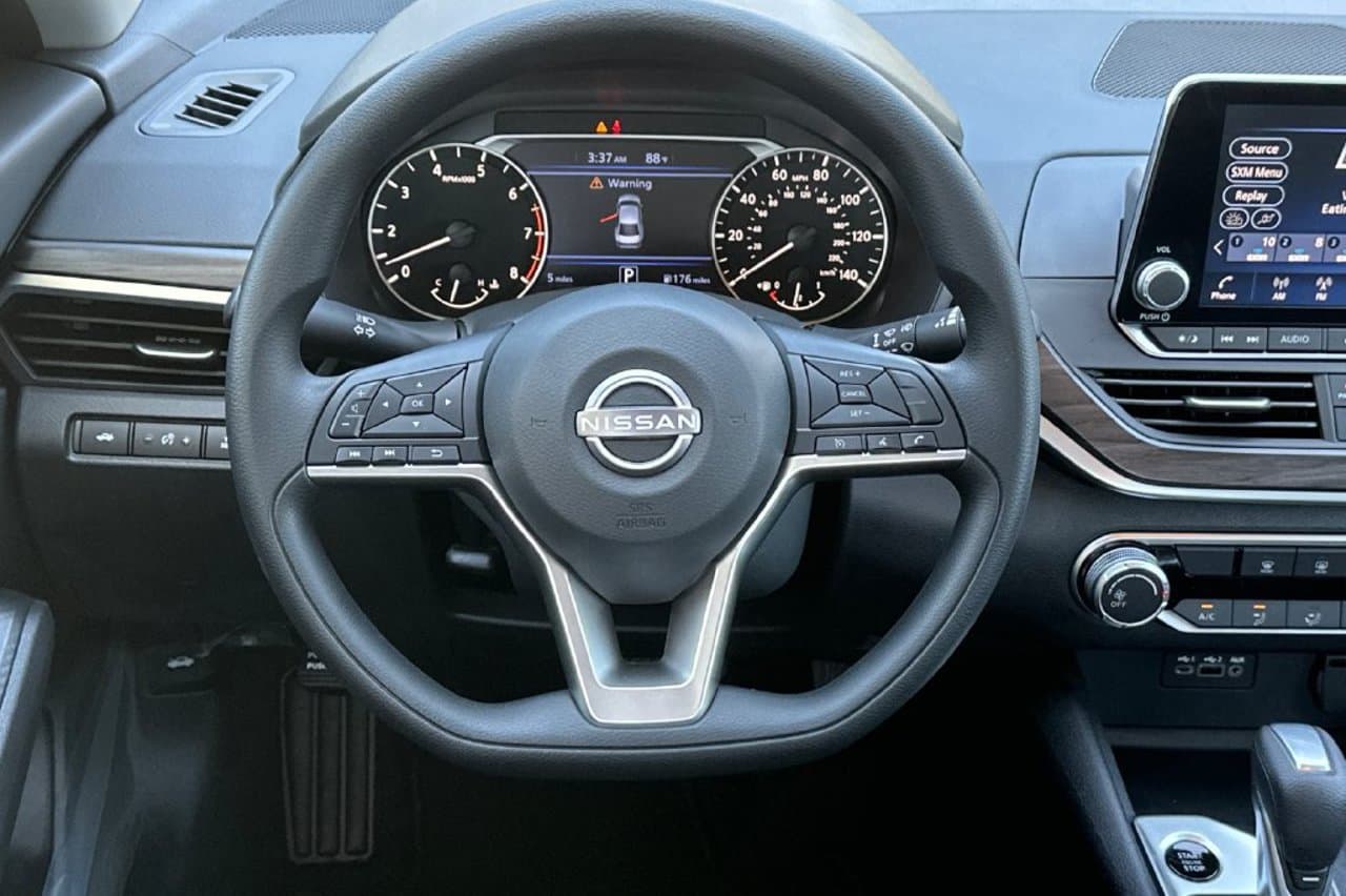 2026 Nissan Altima SV 12