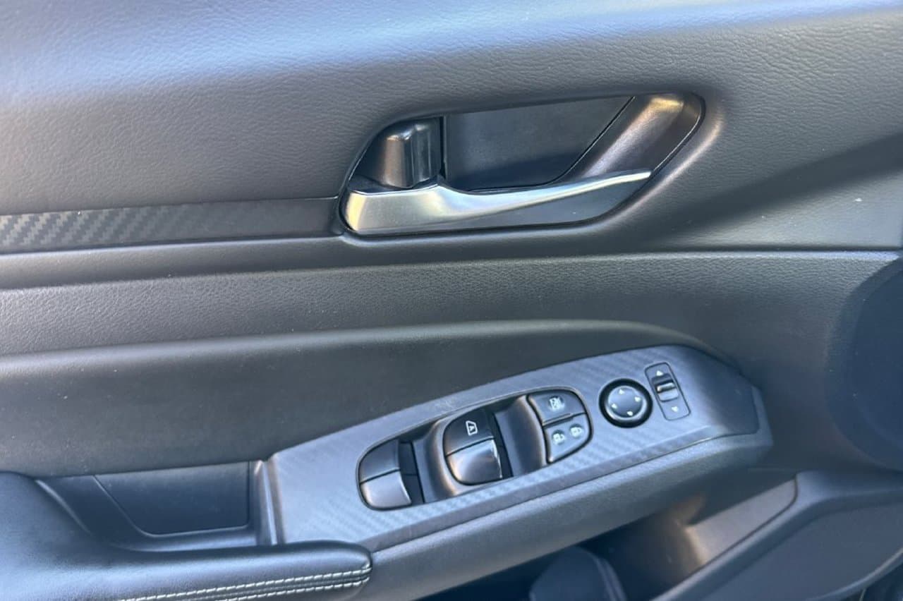 2025 Nissan Altima SV 9