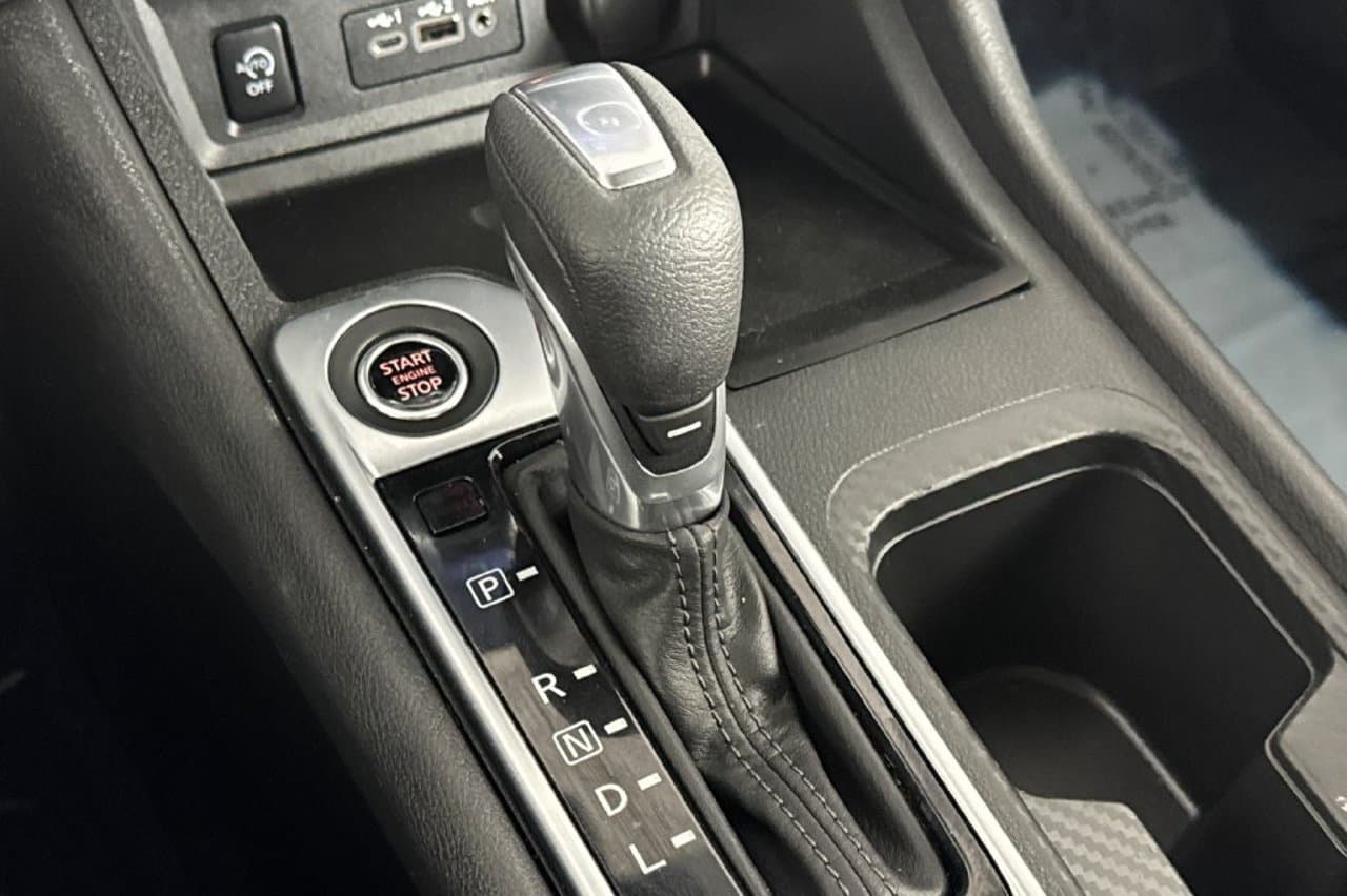 2025 Nissan Sentra SV 38