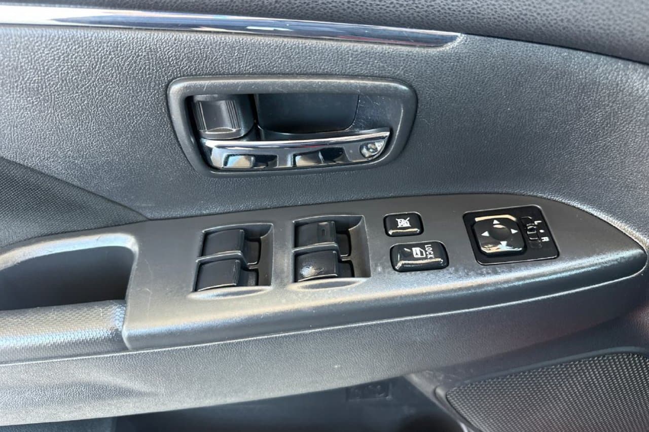 2025 Mitsubishi Outlander Sport 9