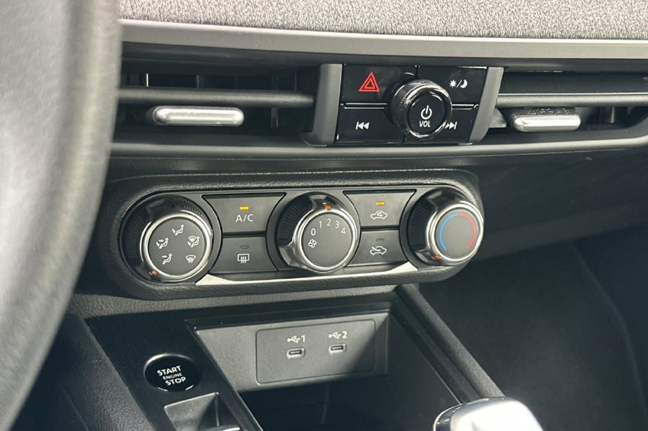 2027 Nissan Kicks S 17
