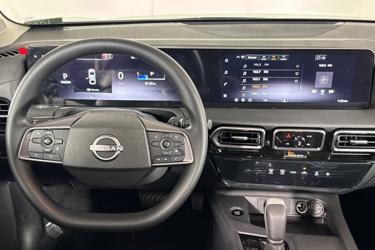 2027 Nissan Sentra SV 11