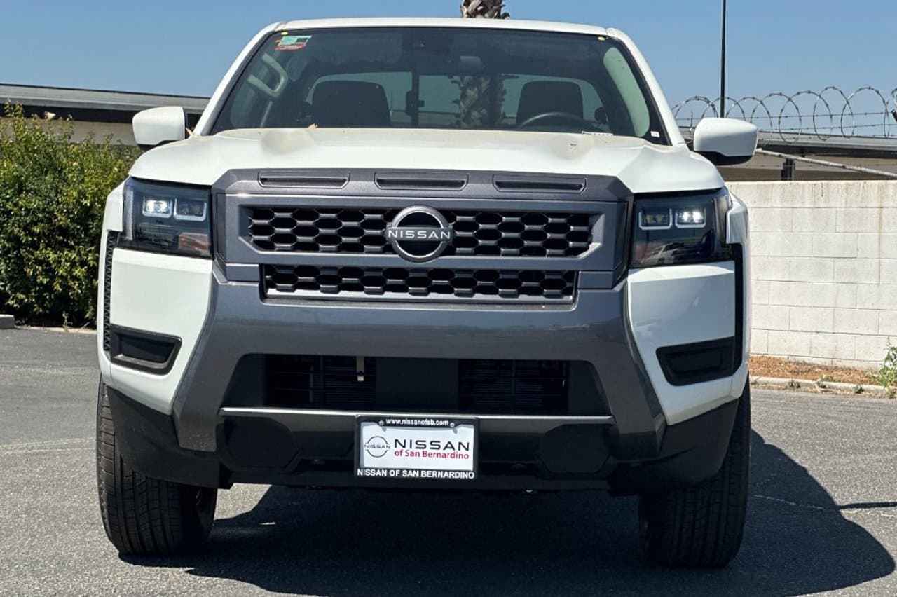 2026 Nissan Frontier SV 6