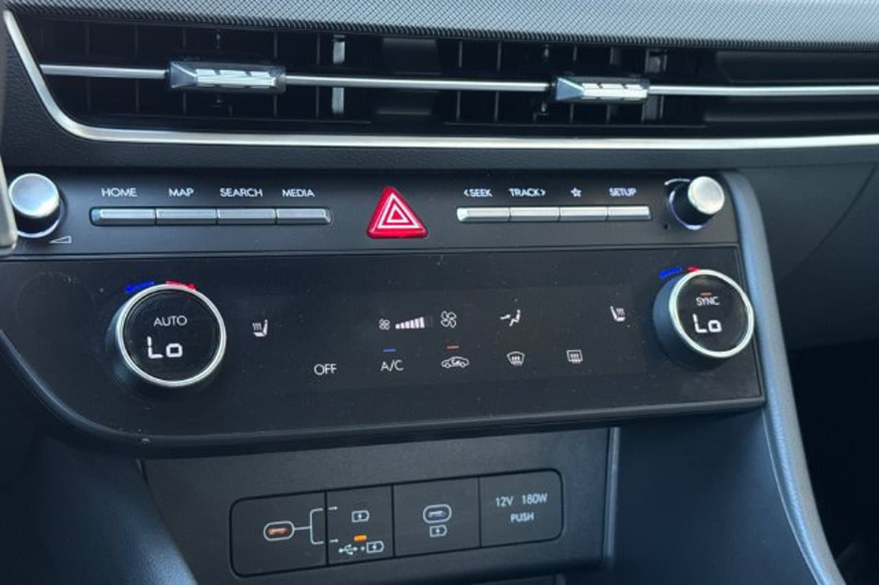 2025 Hyundai Sonata SEL 17