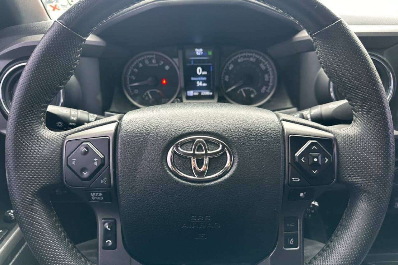 2023 Toyota Tacoma 4WD TRD Off Road 19