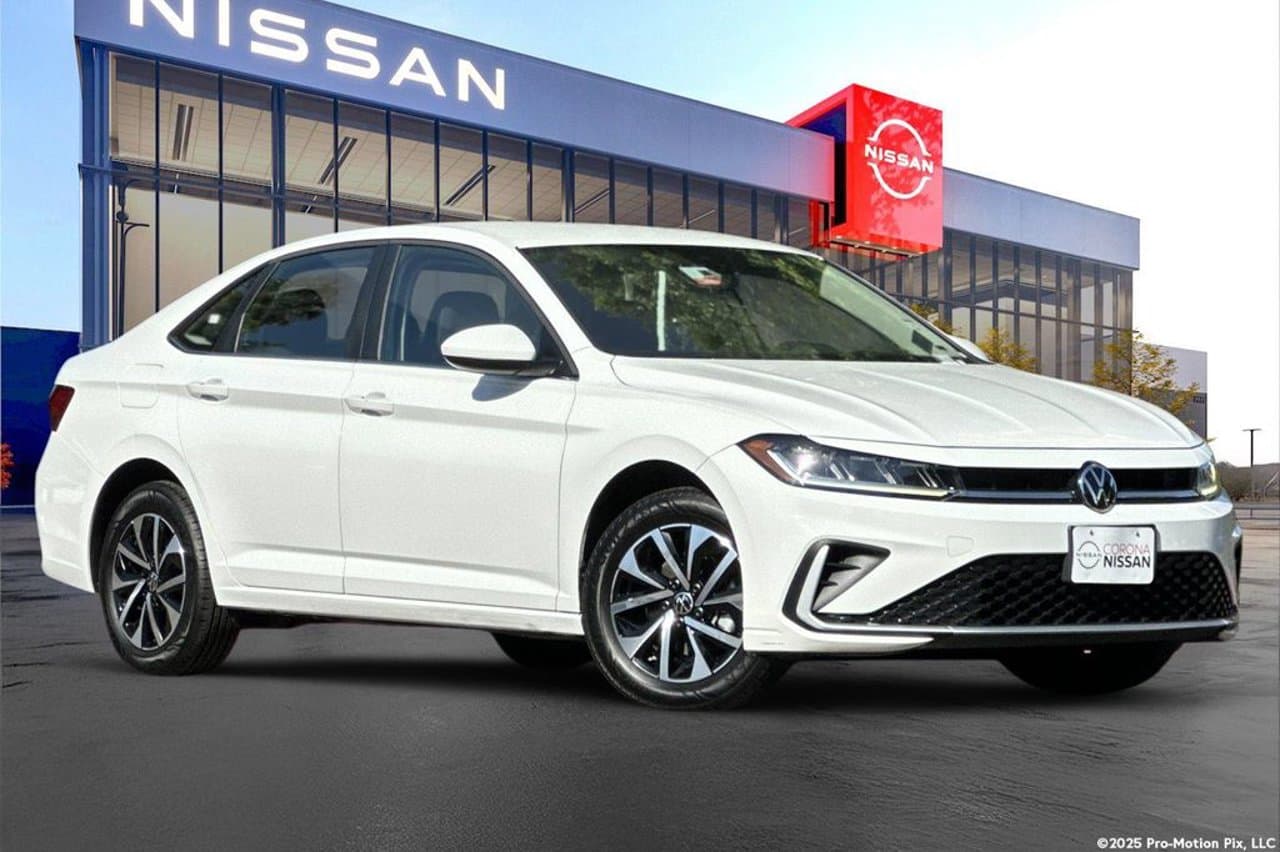 2025 Volkswagen Jetta S 2
