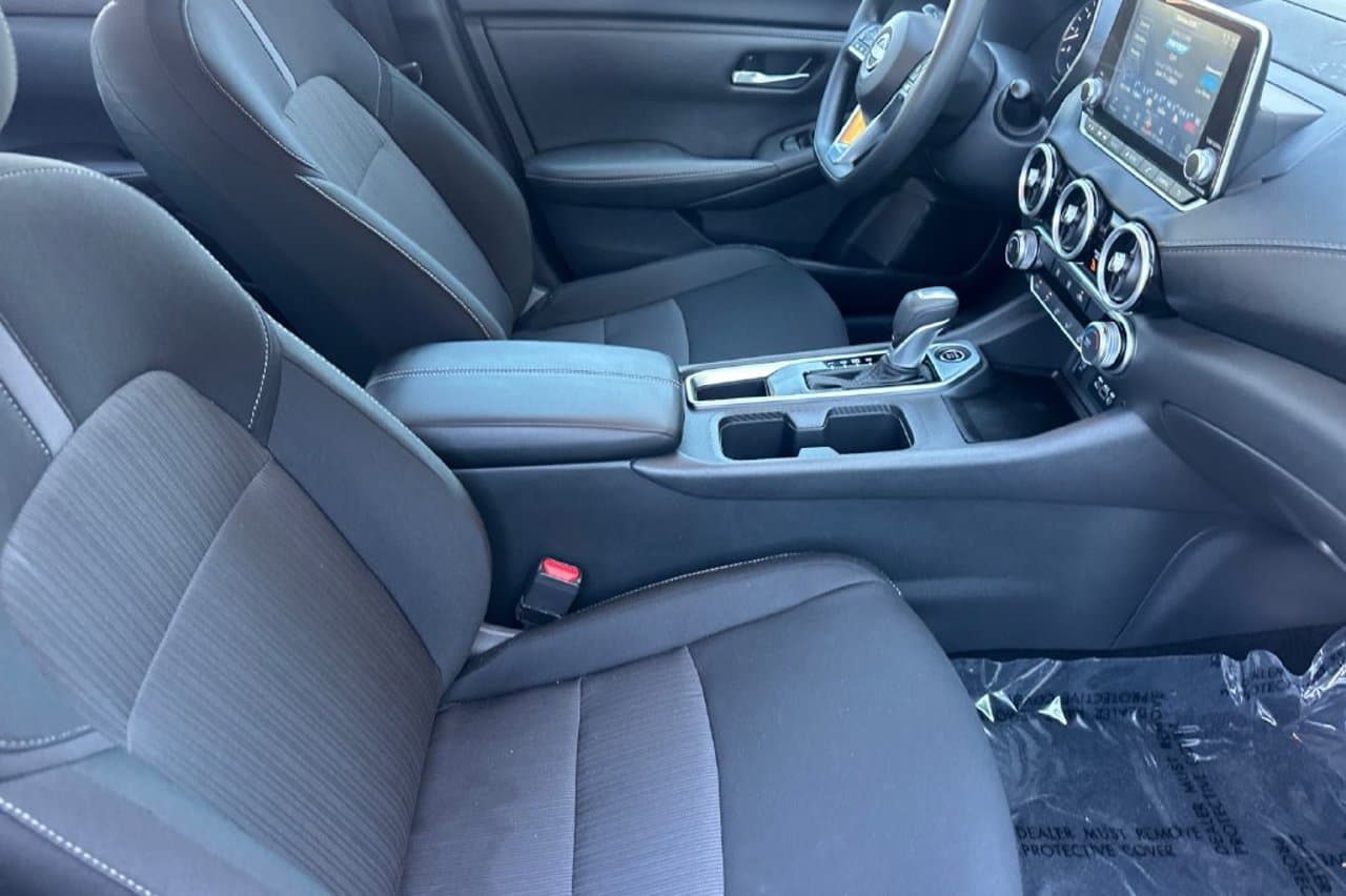 2025 Nissan Sentra SV 12