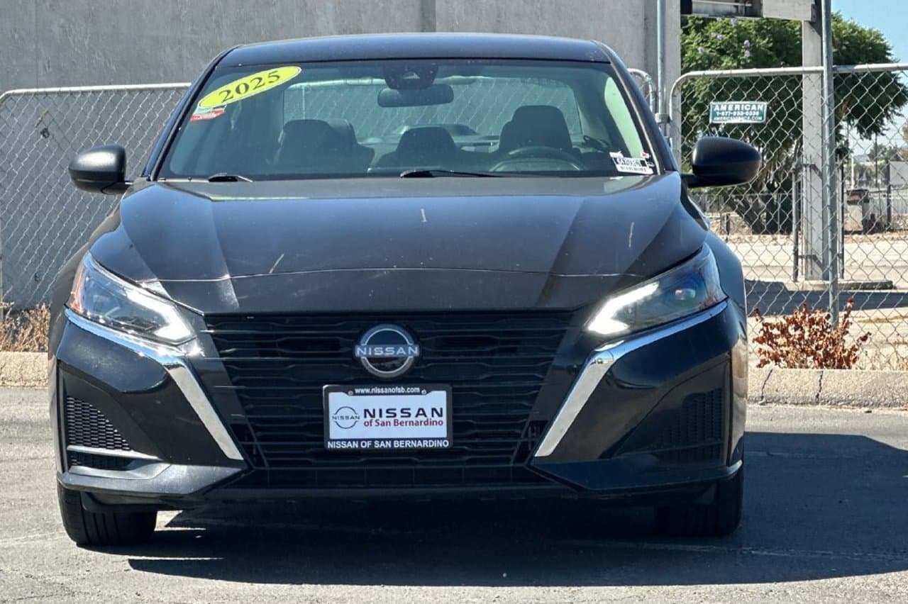 2025 Nissan Altima SV 6