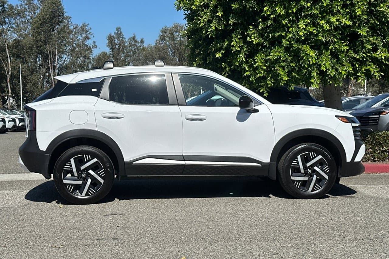 2026 Nissan Kicks SV 3