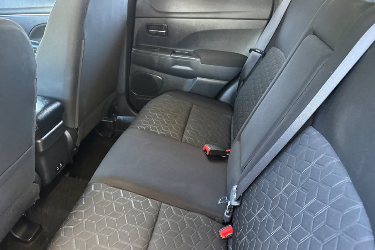 2025 Mitsubishi Outlander Sport 10