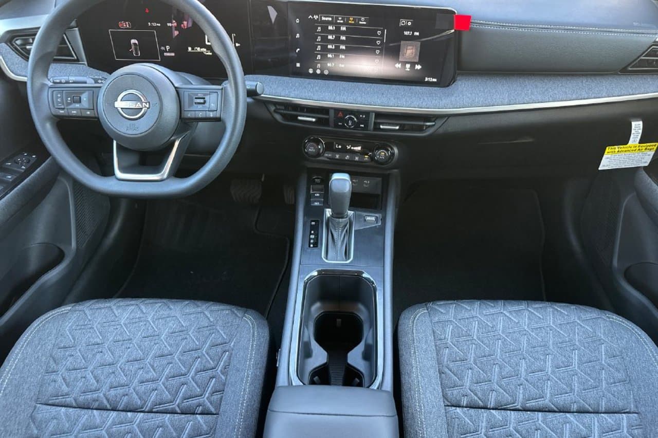 2027 Nissan Kicks SV 11