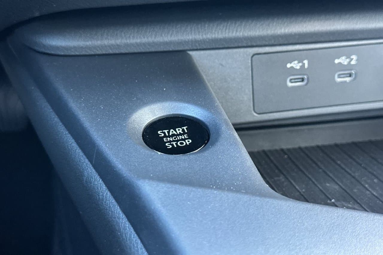2027 Nissan Sentra SV 18