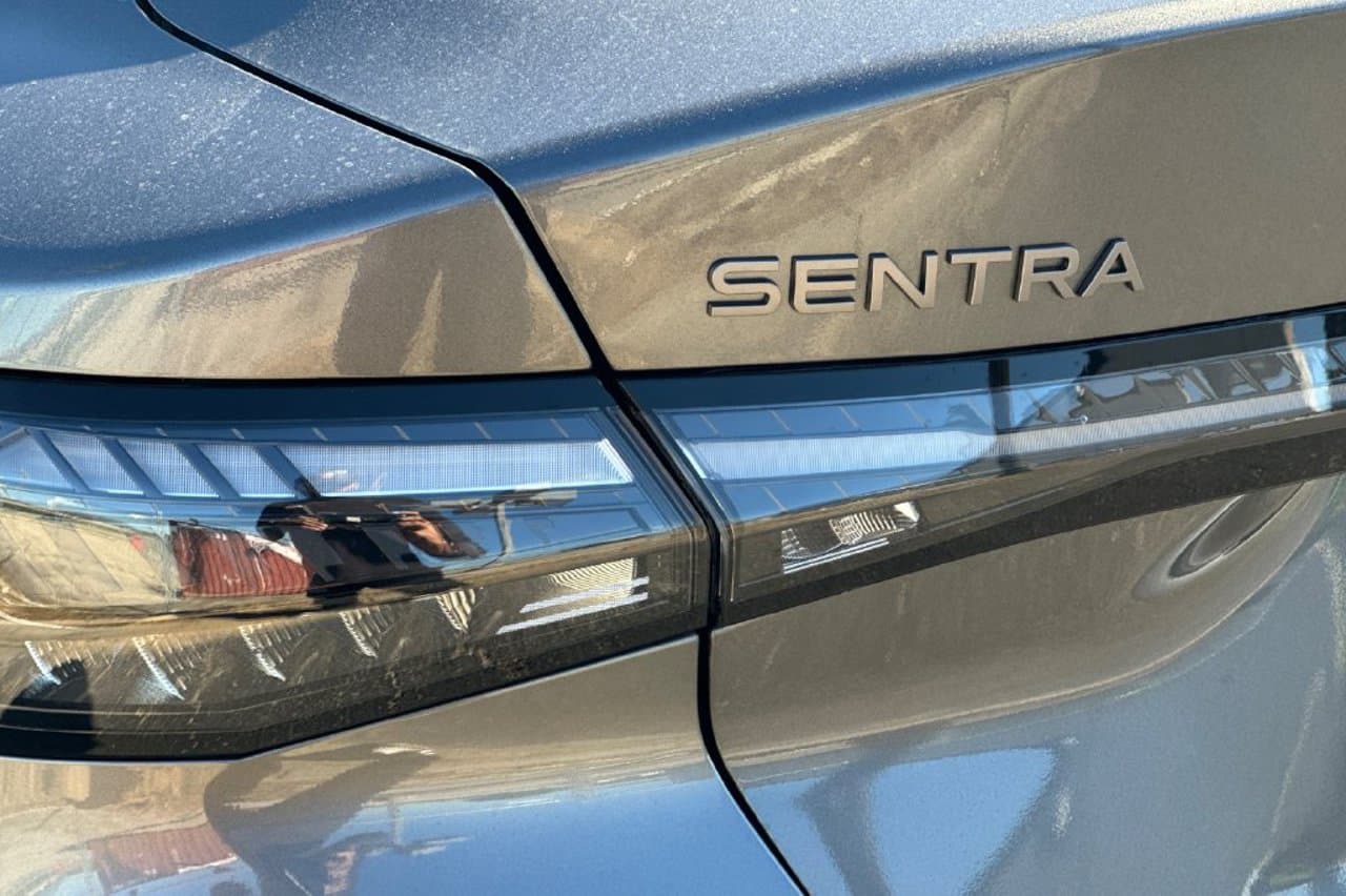 2027 Nissan Sentra SV 20