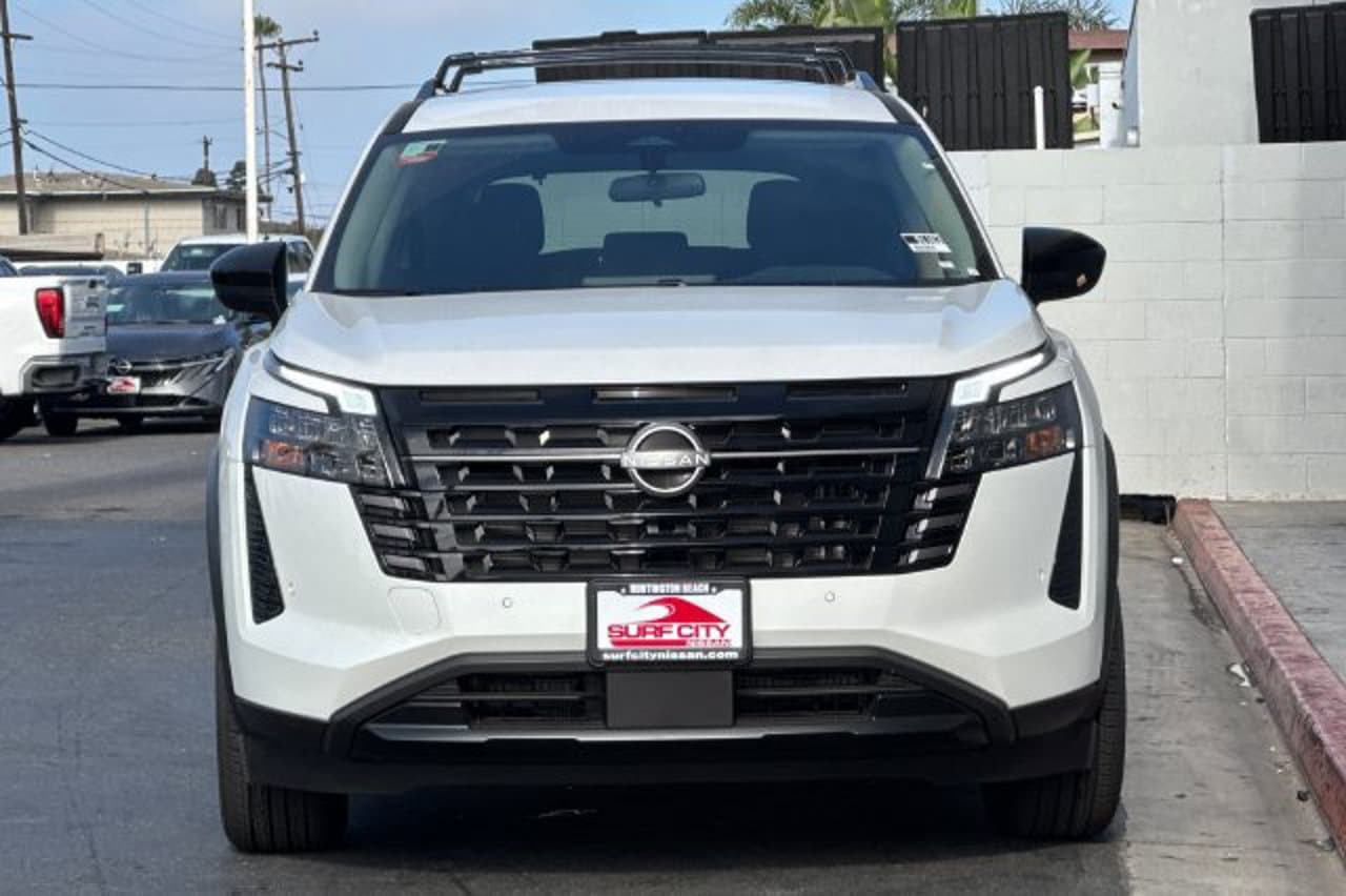 2026 Nissan Pathfinder SV 6