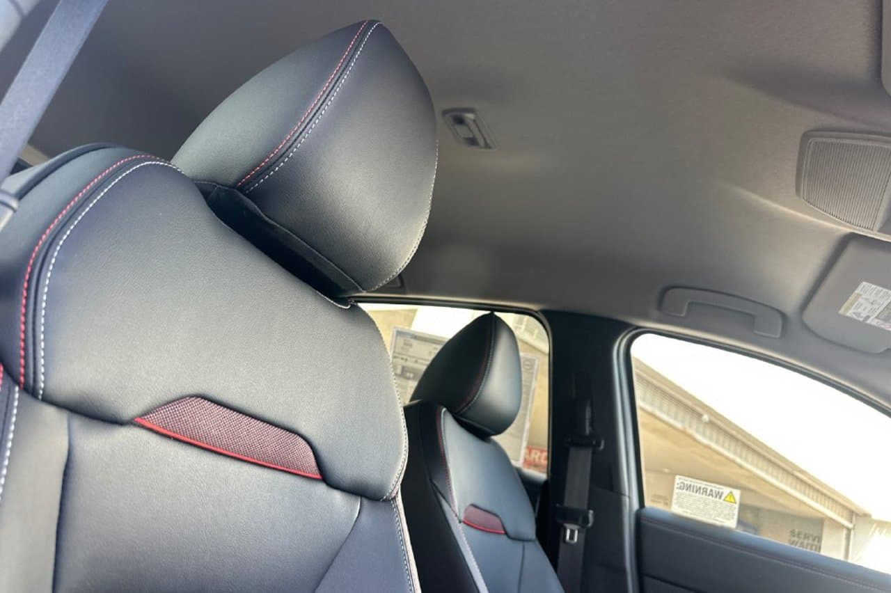 2026 Nissan Kicks SR 13